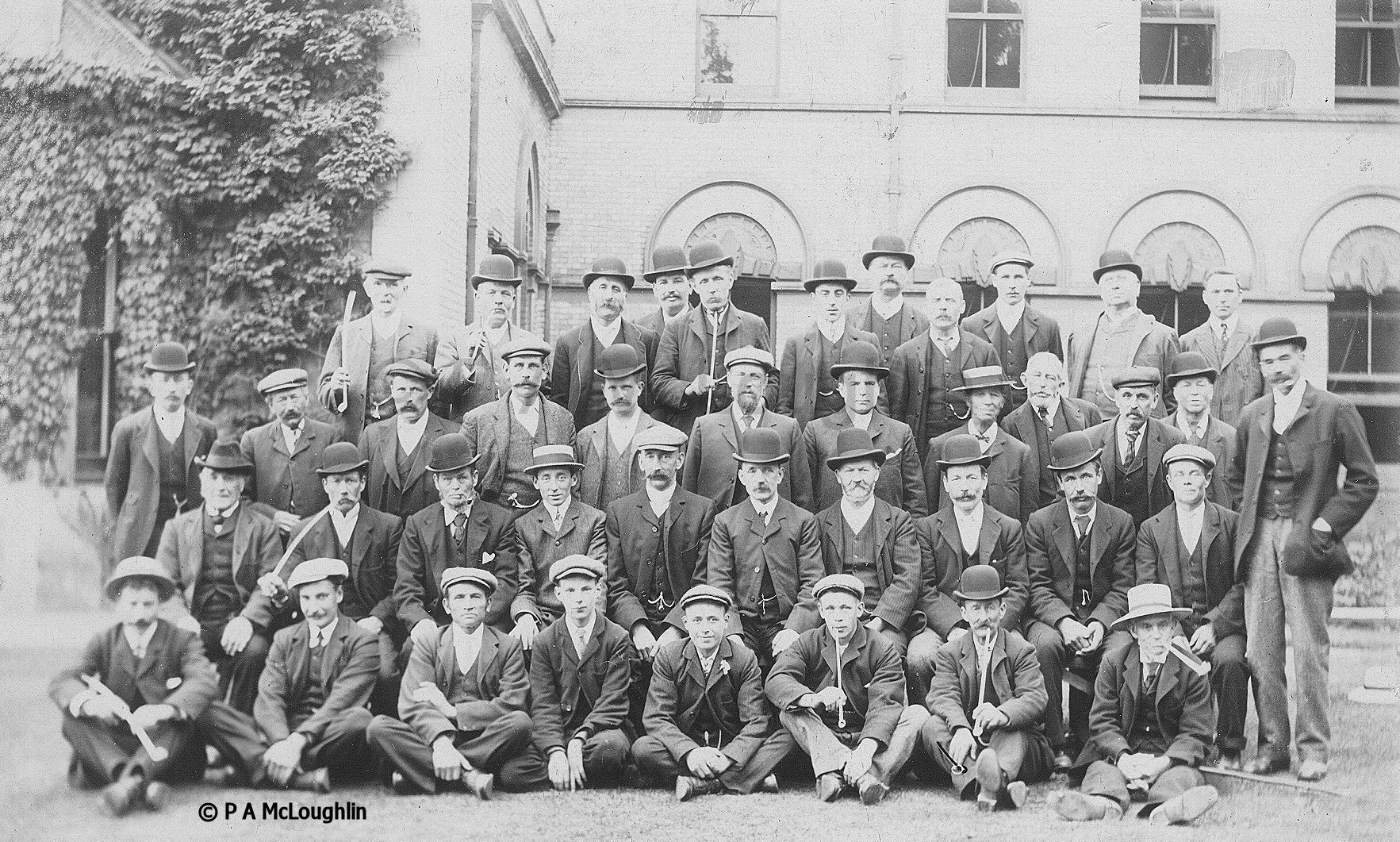 Downe's Estate Male Staff